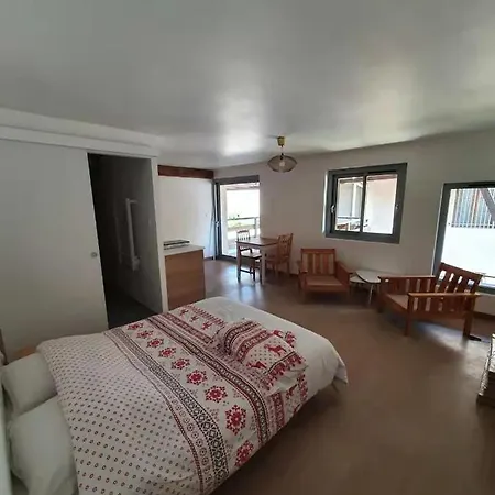 La Maison Du Apartment *